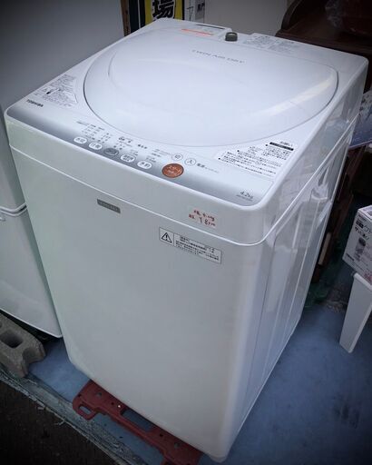 ☆中古 激安！　TOSHIBA　東芝　4.2kg　全自動洗濯機　2015年製　AW-４SC2型　【KBG058】　￥8,000！！