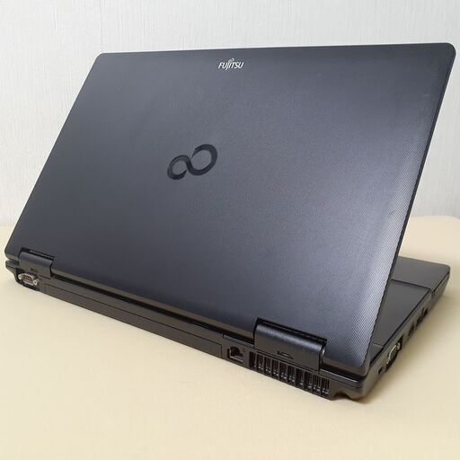 取引中です】☆SSD搭載で快適☆ Fujitsu LIFEBOOK i5 Wi-Fi 15