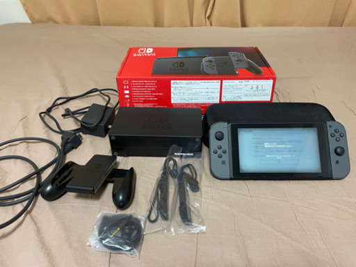 ニンテンドースイッチ　任天堂　switch 超美品です