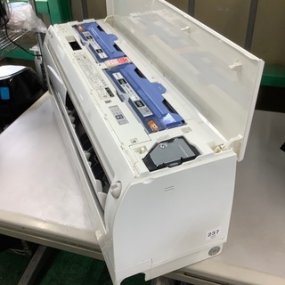 MITSUBISHI(ミツビシ)の壁掛けエアコン(MRZ-L2217-W）です!