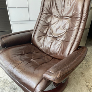 【売約済み】　Ekornes エコーネス　ロイヤル 本革 ストレスレスチェア　オットマン　本革　レザー　検　ローヤル　Royal  stress less chair チェアー　イージーチェア　1人掛け　ソファ　レザー　ブラウン　ダークブラウン　茶色　焦茶　メンテナンス済み　【47万円】