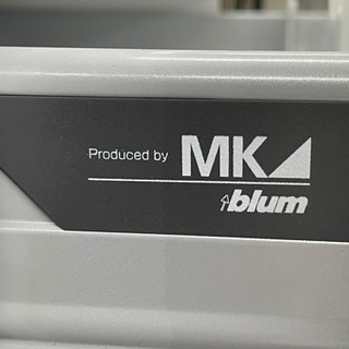 GM609★家具20％OFFSALE★【近隣配達可能】MKマエダ　キッチンボード　食器棚　白　幅80.5×奥46×高193㎝　白　ホワイト　コンセント2口付　リサイクルショップ　ケイラック朝霞田島店　ケイラック　埼玉県　朝霞市　田島　和光市　志木市　新座市　富士見市　ふじみ野市　三芳町　戸田市　蕨市　さいたま市(岩槻以外)　川越市　所沢市　上尾市　東京都　板橋区　練馬区　清瀬市 GM609☆家具20％OFFSALE☆【近隣配達可能】MKマエダ キッチンボード