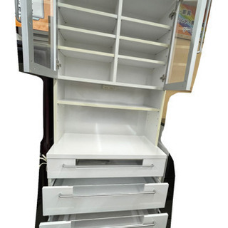 GM609★家具20％OFFSALE★【近隣配達可能】MKマエダ　キッチンボード　食器棚　白　幅80.5×奥46×高193㎝　白　ホワイト　コンセント2口付　リサイクルショップ　ケイラック朝霞田島店　ケイラック　埼玉県　朝霞市　田島　和光市　志木市　新座市　富士見市　ふじみ野市　三芳町　戸田市　蕨市　さいたま市(岩槻以外)　川越市　所沢市　上尾市　東京都　板橋区　練馬区　清瀬市 GM609☆家具20％OFFSALE☆【近隣配達可能】MKマエダ キッチンボード