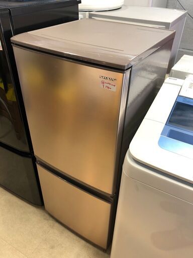 ☆中古 激安！！￥19,800　SHARP　シャープ　137㍑　2ドア　ノンフロン冷蔵庫　2019年製　SJ -D14E-N【KBG062】
