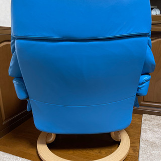 美品 EKORNES エコーネス ストレスレスチェア レノ 誕生40周年記念特別色 スカイブルー Lサイズ