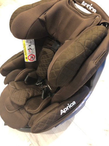 チャイルドシート！アップリカ　フラディア グロウ ISOFIX デラックス