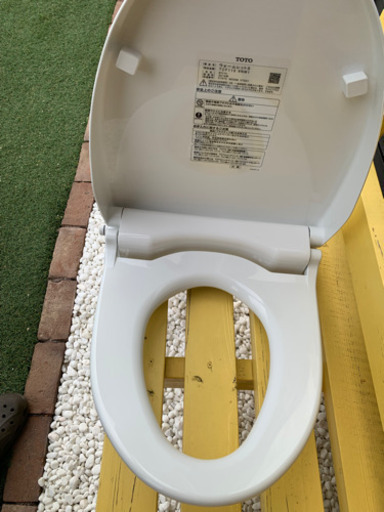 暖房便座　TOTO