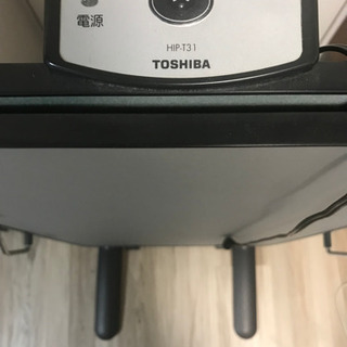 【ネット決済】ズボンプレッサー　TOSHIBA 東芝　HIP-T31