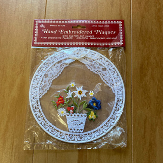 ☆新品未開封　Hand Embroidered Plaques