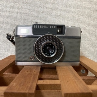 OLYMPUS PEN EE オリンパス　ハーフカメラ　フィルムカメラ