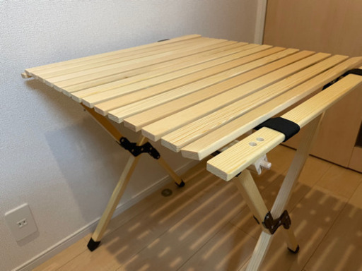 アウトドア木製テーブル