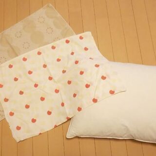 NITORI/ニトリ☆羽根枕＋枕カバー2枚
