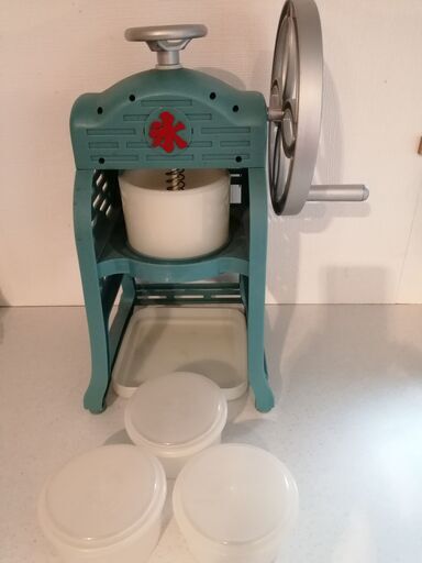 氷かき器 手動  製氷カップ3個付き