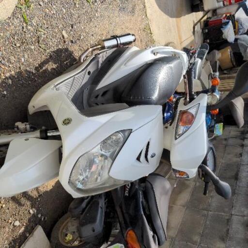ヤマハシグナスx125ccパールホワイト取り引き完了