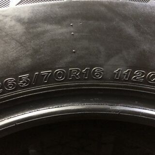 BS BLIZZAK DM-V2 265/70R16 16インチ スタッドレス 4本 2016年製 バリ溝