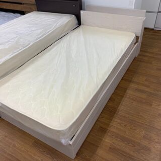ﾍﾞｯﾄﾞ ﾎﾜｲﾄ 売場展開中！！！