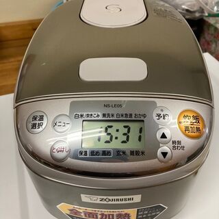 【ZOJIRUSHI】炊飯器 NS-LE05 3合 マイコン 2...