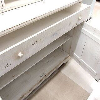 札幌市/清田区　カントリー調 キッチンボード アメリカン カントリー キャビネット ホワイト 食器棚