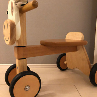 木製乗用玩具 モーモーバイク　四輪車