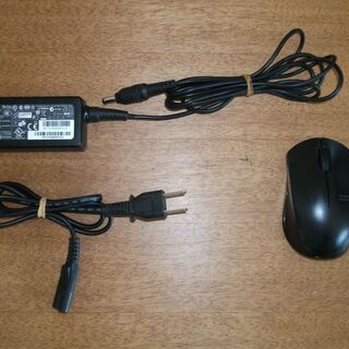 上品なライトゴールド、家族で使うパソコンとしてもオススメ♪ゴールドデザインのダイナブックノートPC！