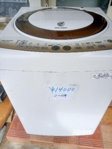 シャープ洗濯機7 kg 2011年生別館倉庫浦添市安波茶2-8-6においてます