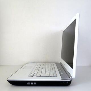 初心者OK♥設定済ノートパソコン/Win10/wifi/ スパークリングホワイト 