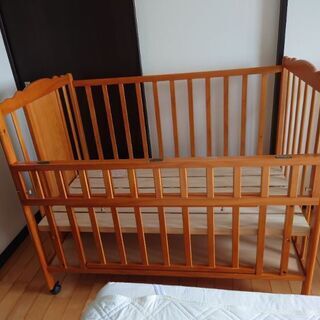 スタイリッシュシンプル クレッセ ベビーベッド | ochge.org