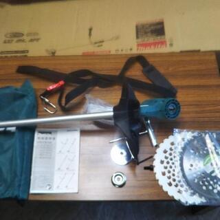 マキタ　充電式　草刈機　MUR190UDZ