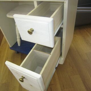 R224 大川家具（サン）天然木一面鏡ドレッサー椅子セット、幅70cm 美品 R224 大川家具（サン）天然木一面鏡ドレッサー椅子セット、幅70cm 美品