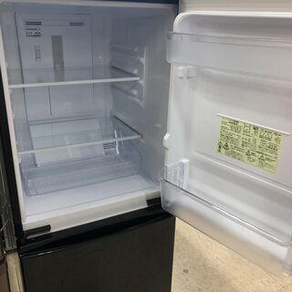 冷蔵庫探すなら「リサイクルR」❕ つけかえどっちでもドア❕ 半年保証