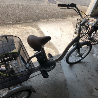 フランスベッド電動アシスト三輪自転車ASU-3WT3 電動アシスト三輪自転車 ASU-3WT3 フランスベッド FRANCEBED｜フランス