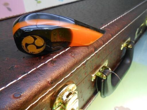 新品未使用 12.500円 沖縄三線専用オーストリッチ風ハードケースと魅惑