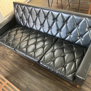 カリモク60 ロビーチェア　3シーター　引取限定