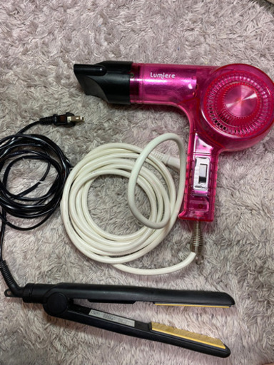 ドライヤーヘアアイロンセット パサパサ ひばりヶ丘の美容家電 ヘアケア の中古あげます 譲ります ジモティーで不用品の処分