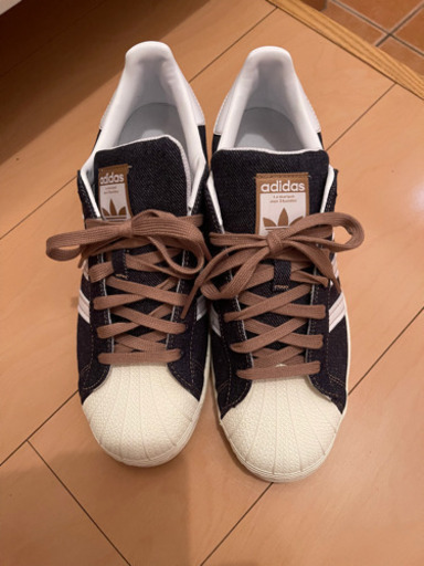 27.5 adidasスニーカー