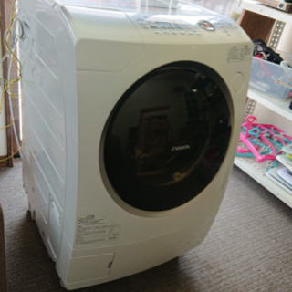 ドラム式洗濯機　TOSHIBA  2013年　TW-Q900Lです★