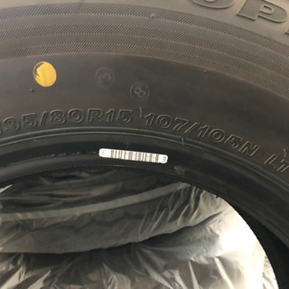 車のパーツ 値下げしました[新車外し]ハイエース BS 夏タイヤ4本セット 