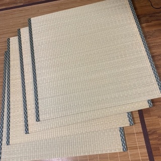値下げ　ユニット畳、正方形の畳