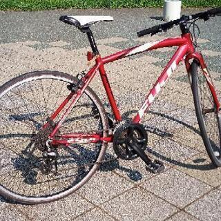 自転車 赤 クロスバイク FUJI SPARROW サイズM