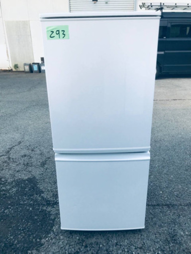 293番 シャープ✨ノンフロン冷凍冷蔵庫✨SJ-D14A-W‼️