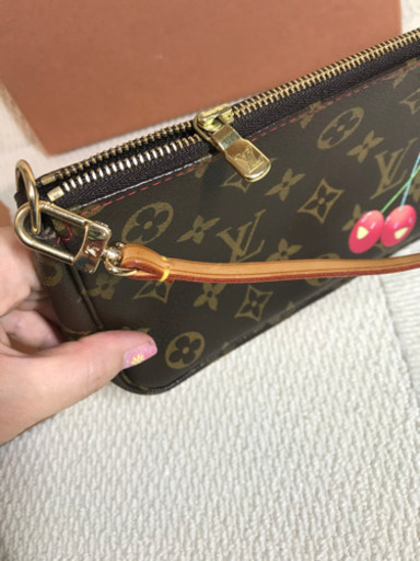 極美品,ルイヴィトン限定品,村上隆チェリーアクセサリーバッグ