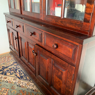 北海道家具？食器棚　