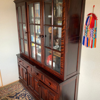 北海道家具？食器棚　