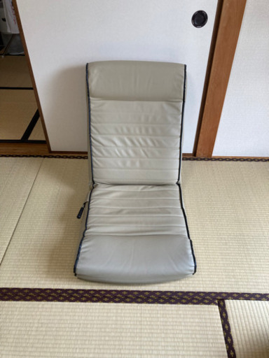 4脚セット】光製作所 hikari 座椅子折り畳み 飛鳥刺繍 ゴールド