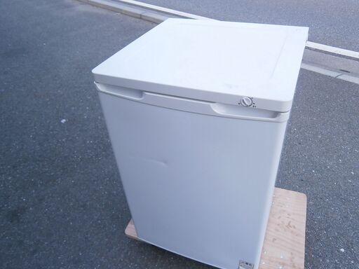 ☆中古品 日本ゼネラル ノーフロート冷凍庫 前開き FFU110R 2015年製 W545xD570XH845ｍｍ 動作確認済み☆