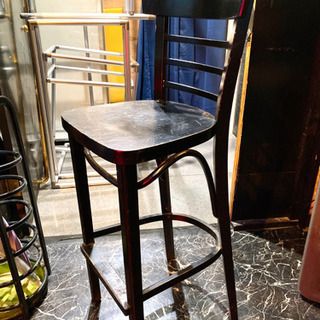 バーで使っていた椅子