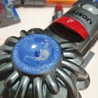 ダイソンSV10 コードレスクリーナー