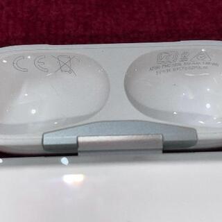airpods pro 充電ケース+α 美品 5日使用
