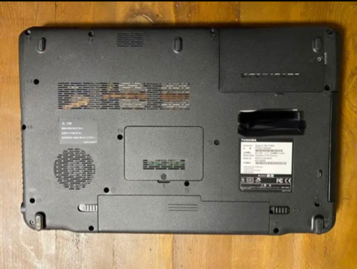 大画面！TOSHIBA dynabook Qosmio T551/T4EB