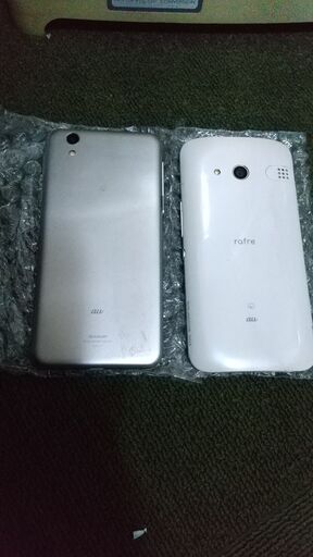 au KYV40とAQUOS SHV37au両方解除済み端末